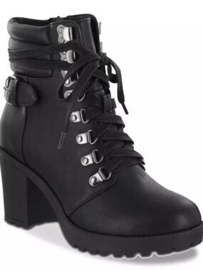 Mia Annamaria Bootie